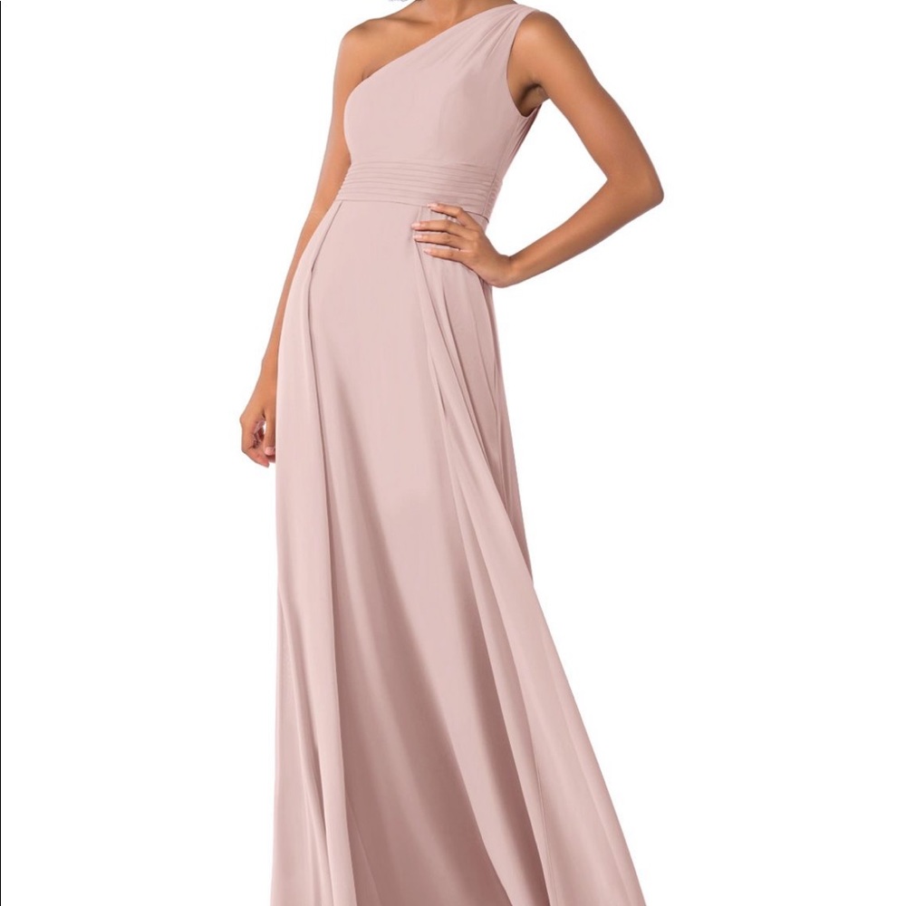 AZAZIE Dallas dress in dusty rose - only worn once- excellent condition